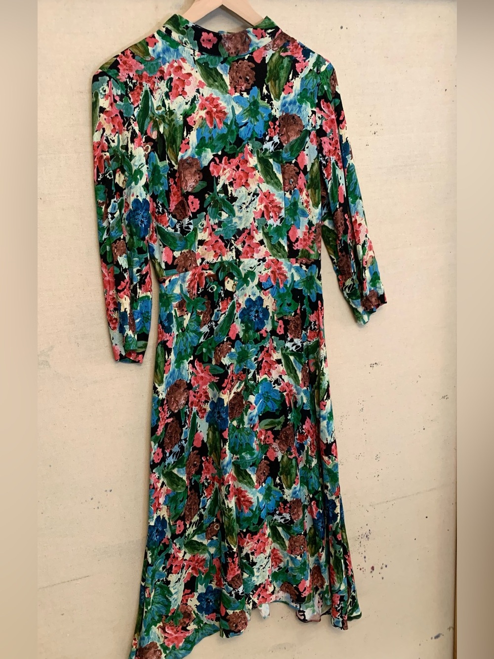Zara 3/4 Sleeve Floral Midi Dress with Open Back in Green, Blue, Pink - Size M